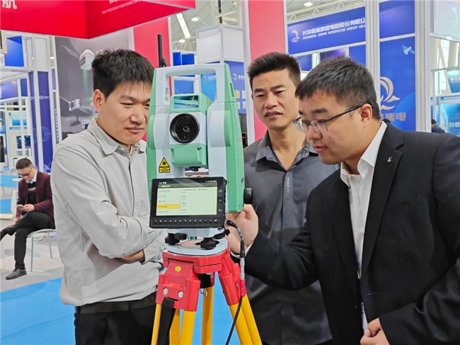 ̫������tyc4633