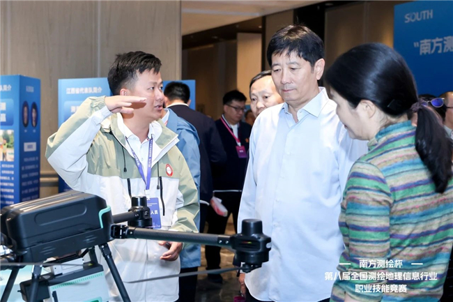 ̫������tyc4633