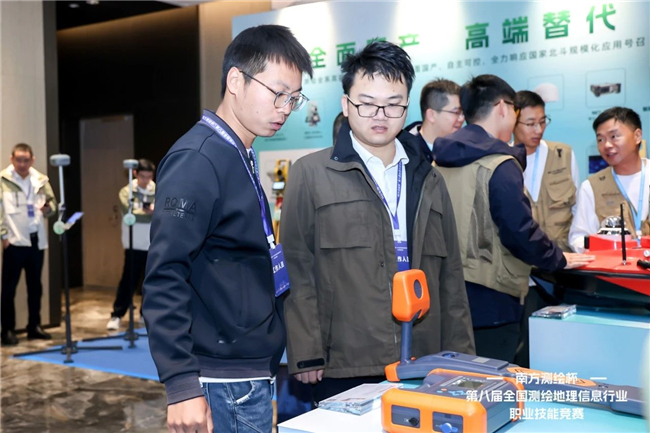 ̫������tyc4633