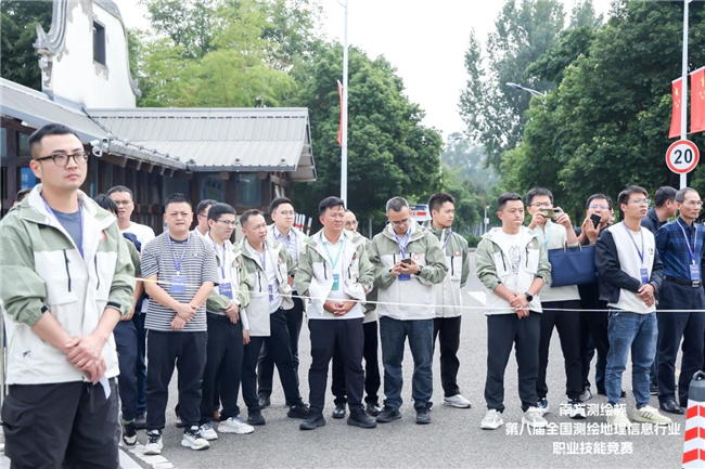 ̫������tyc4633