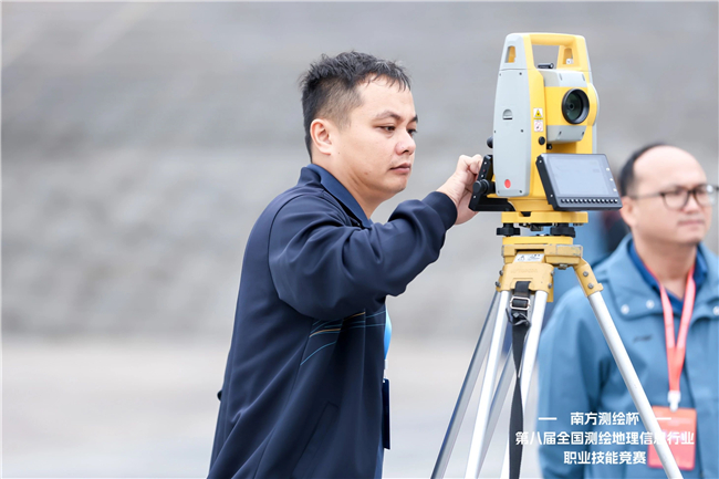 ̫������tyc4633