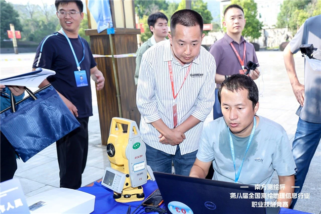 ̫������tyc4633