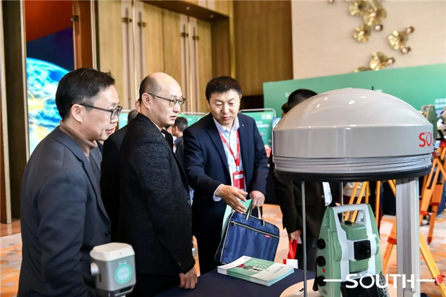 ̫������tyc4633