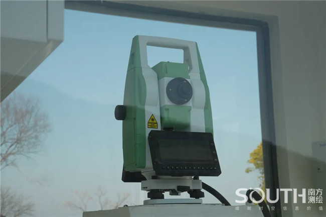 ̫������tyc4633