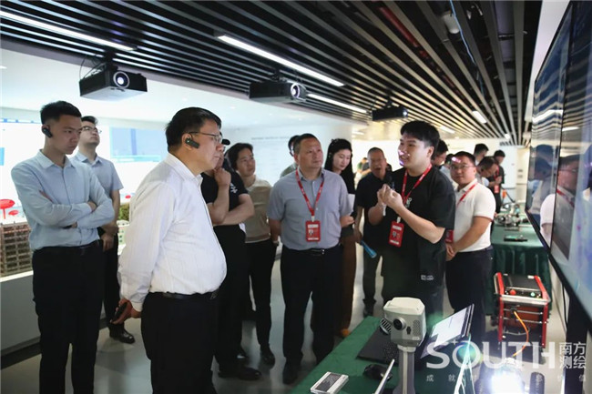 ̫������tyc4633