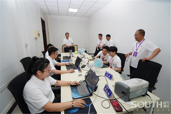 ̫������tyc4633