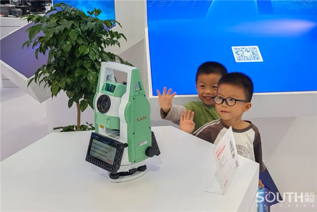 ̫������tyc4633