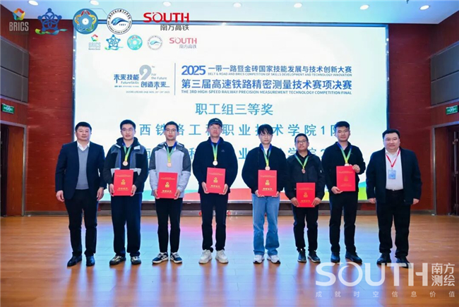 ̫������tyc4633