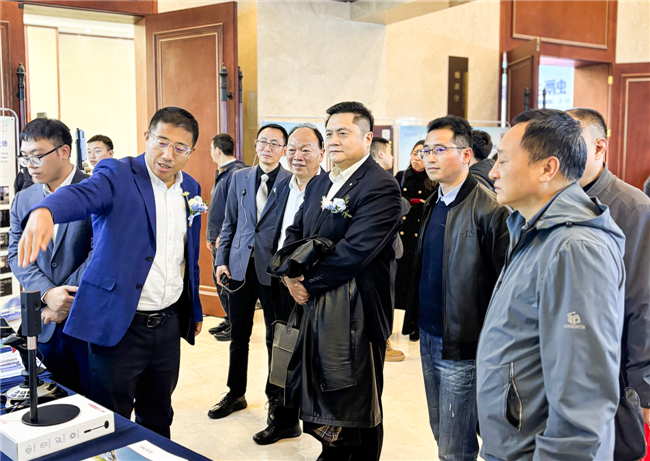 ̫������tyc4633