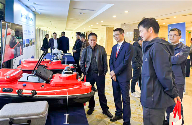 ̫������tyc4633