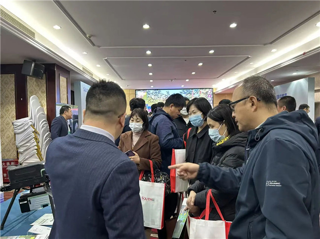 ̫������tyc4633