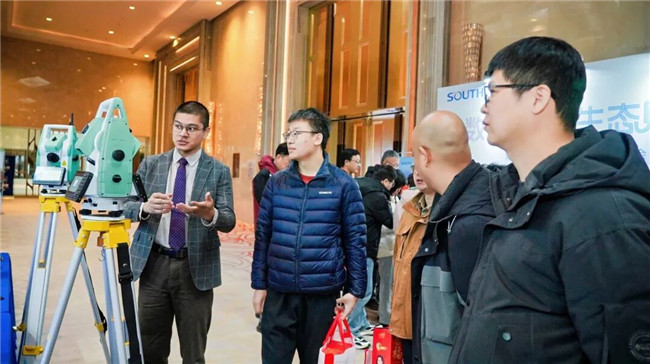 ̫������tyc4633