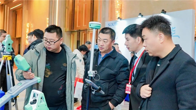 ̫������tyc4633