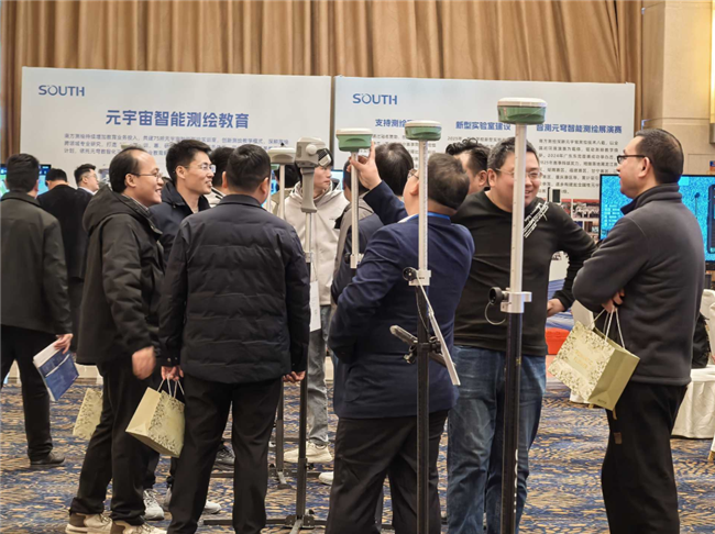 ̫������tyc4633