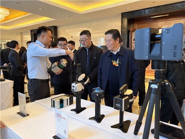 ̫������tyc4633