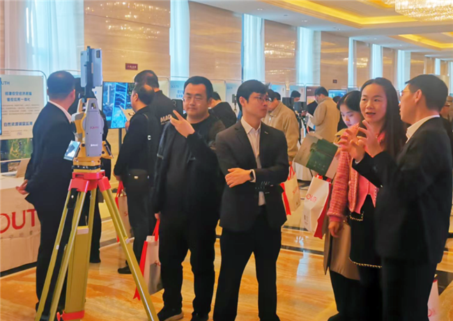 ̫������tyc4633