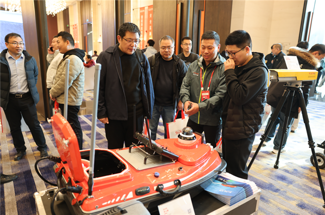 ̫������tyc4633