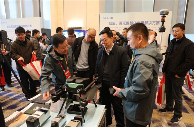 ̫������tyc4633