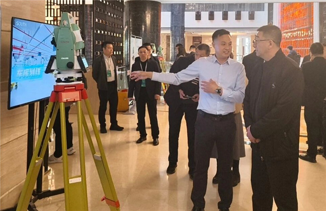 ̫������tyc4633