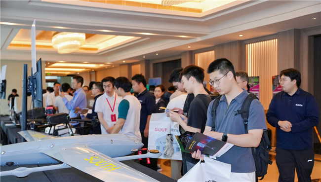 ̫������tyc4633