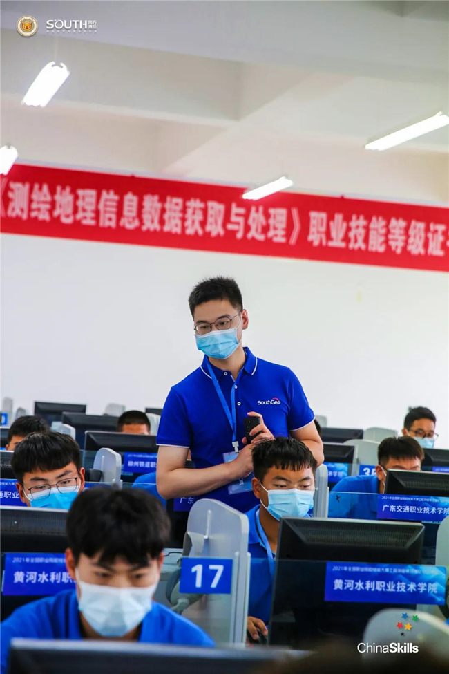 ̫������tyc4633