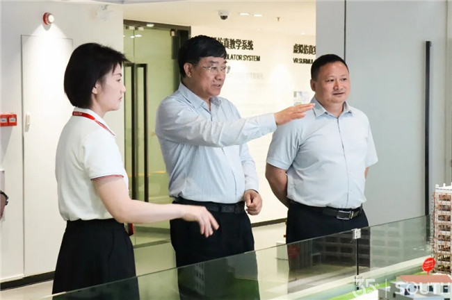 ̫������tyc4633