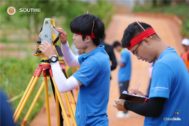 ̫������tyc4633