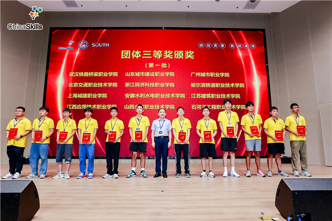 ̫������tyc4633