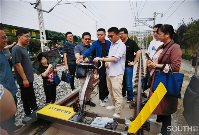 ̫������tyc4633