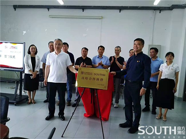 ̫������tyc4633