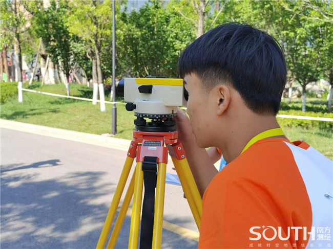 ̫������tyc4633