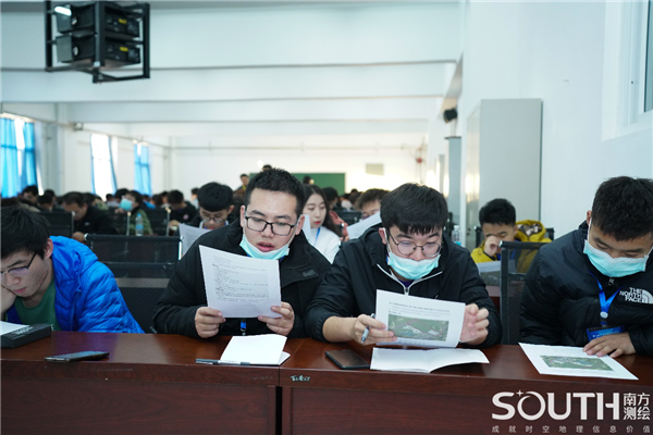 ̫������tyc4633