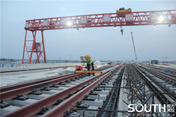 ̫������tyc4633