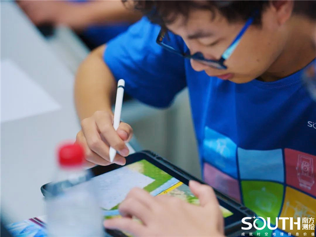 ̫������tyc4633