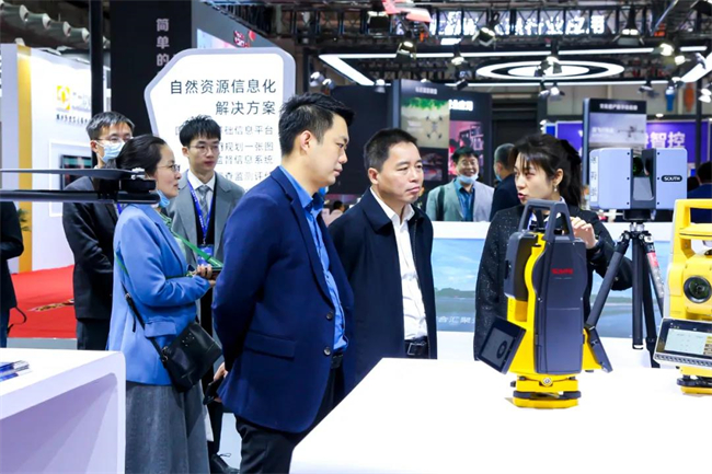 ̫������tyc4633