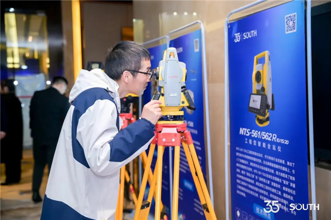 ̫������tyc4633