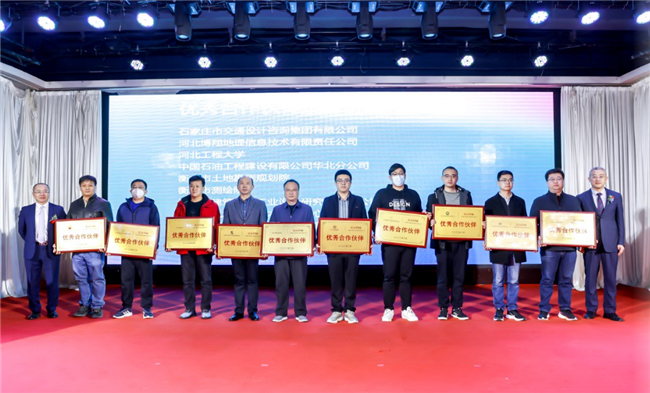 ̫������tyc4633