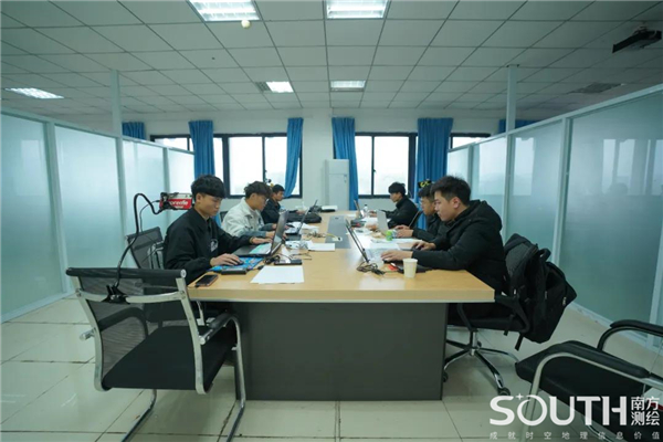 ̫������tyc4633