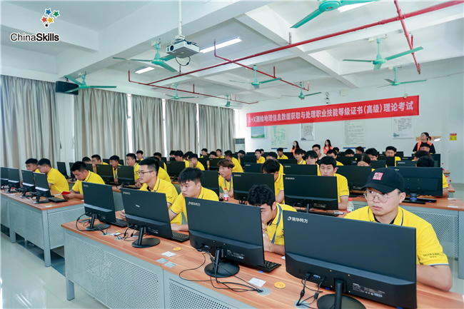 ̫������tyc4633