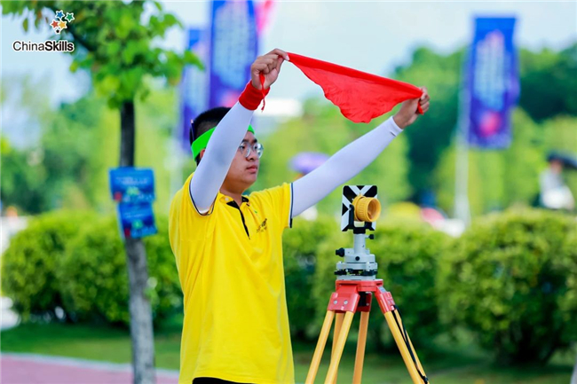 ̫������tyc4633