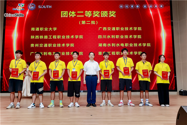 ̫������tyc4633