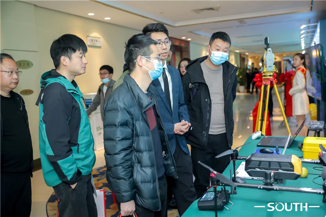 ̫������tyc4633