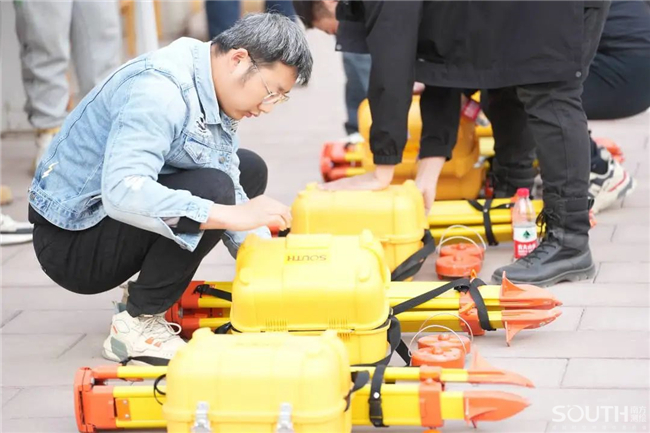 ̫������tyc4633