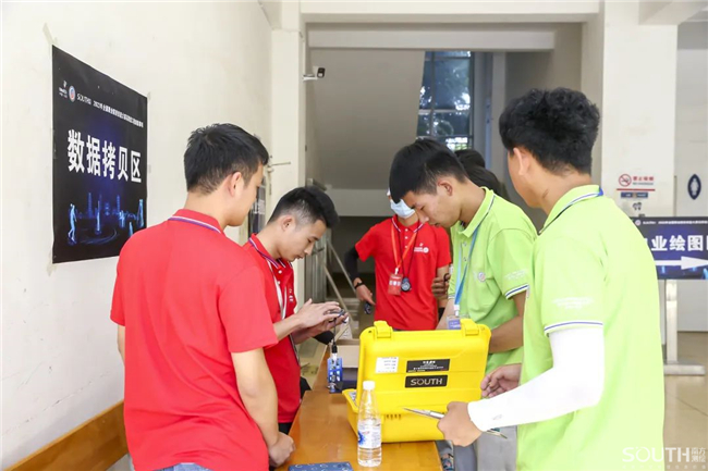 ̫������tyc4633