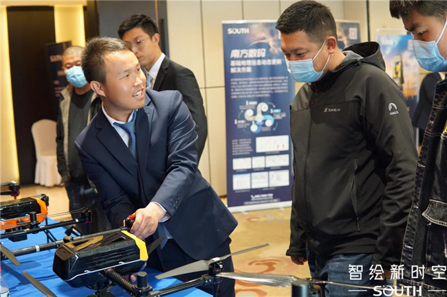 ̫������tyc4633