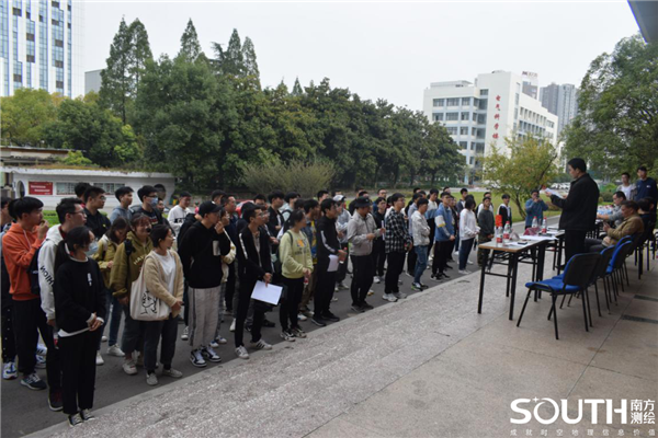 ̫������tyc4633