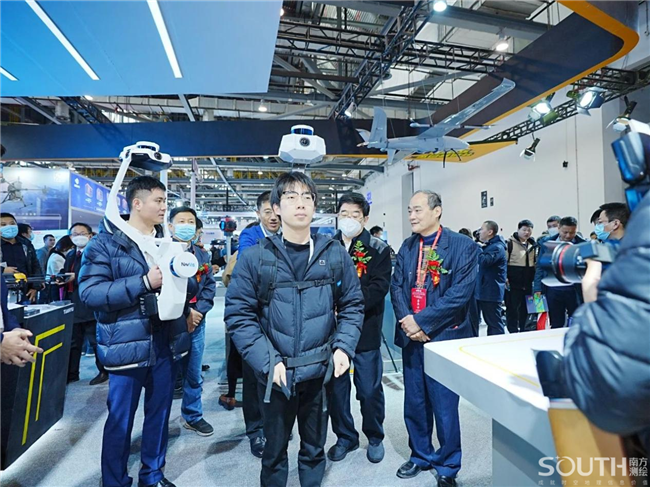 ̫������tyc4633