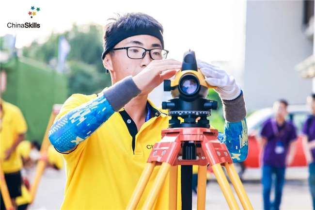 ̫������tyc4633