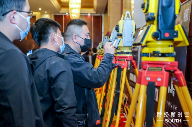 ̫������tyc4633