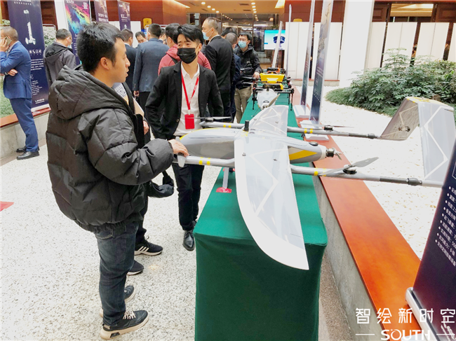 ̫������tyc4633